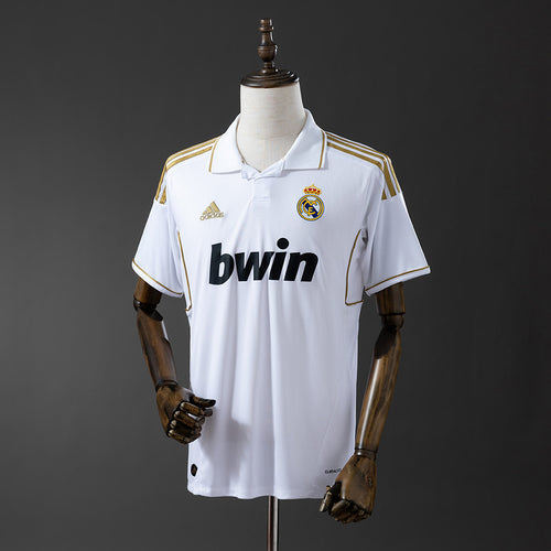 Retro Real Madrid 11-12 home detail