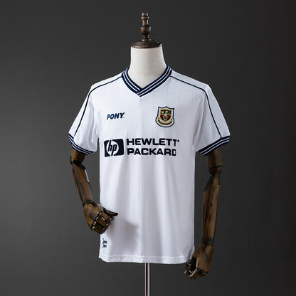 Retro Tottenham 97-99 Home detail