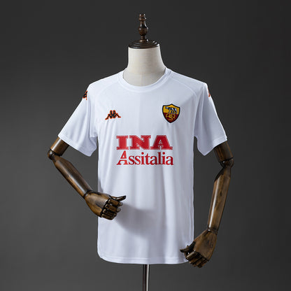 Retro Roman 00-01 away detail