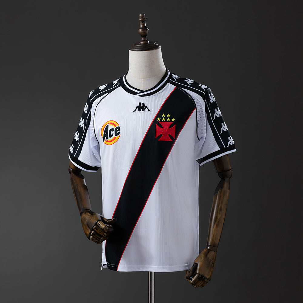 Retro Vasco da Gama 2000 White detail