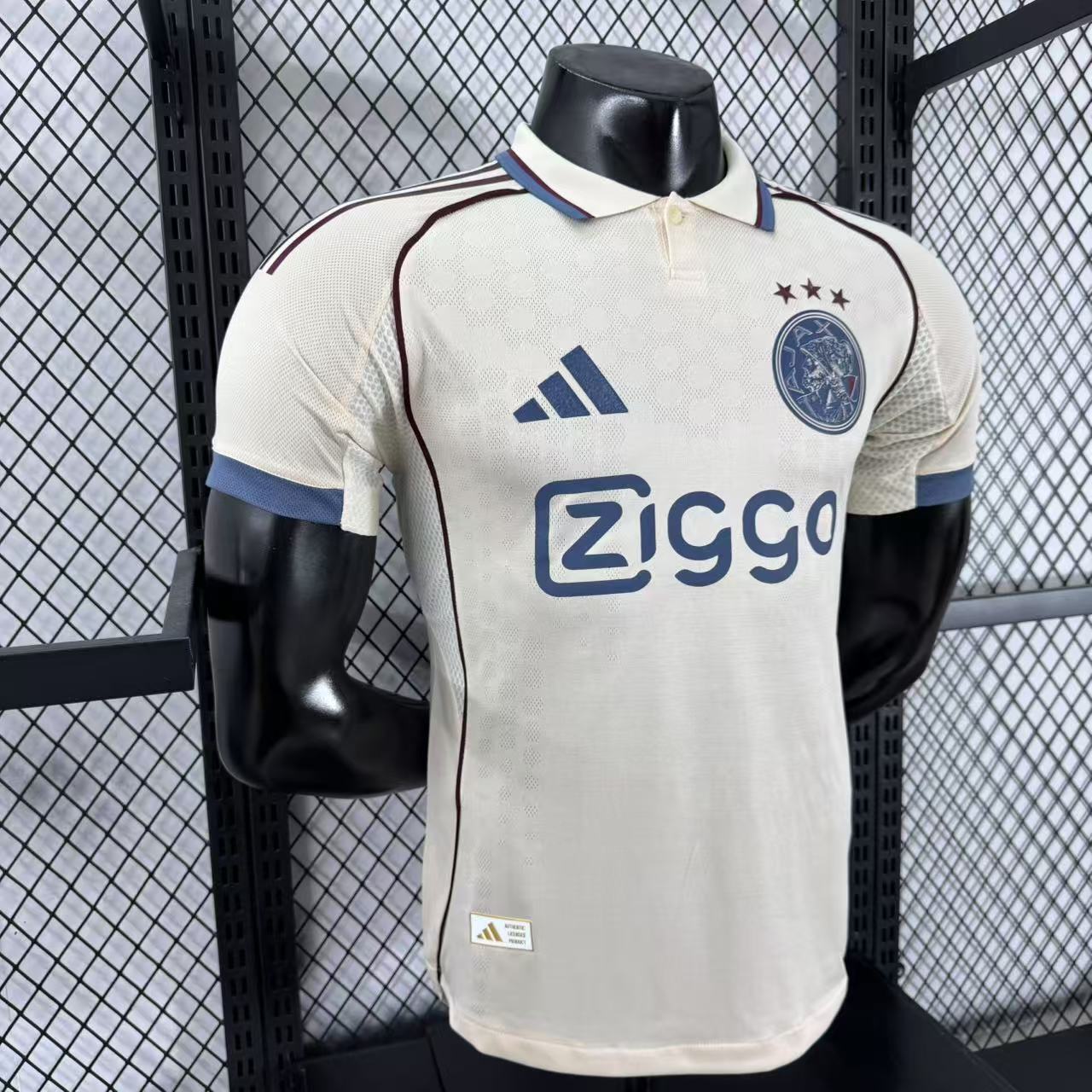25-26 Player  Ajax Second Away detail