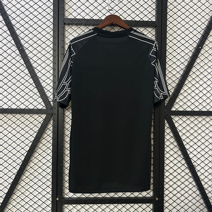 24-25 PSG fourth away detail