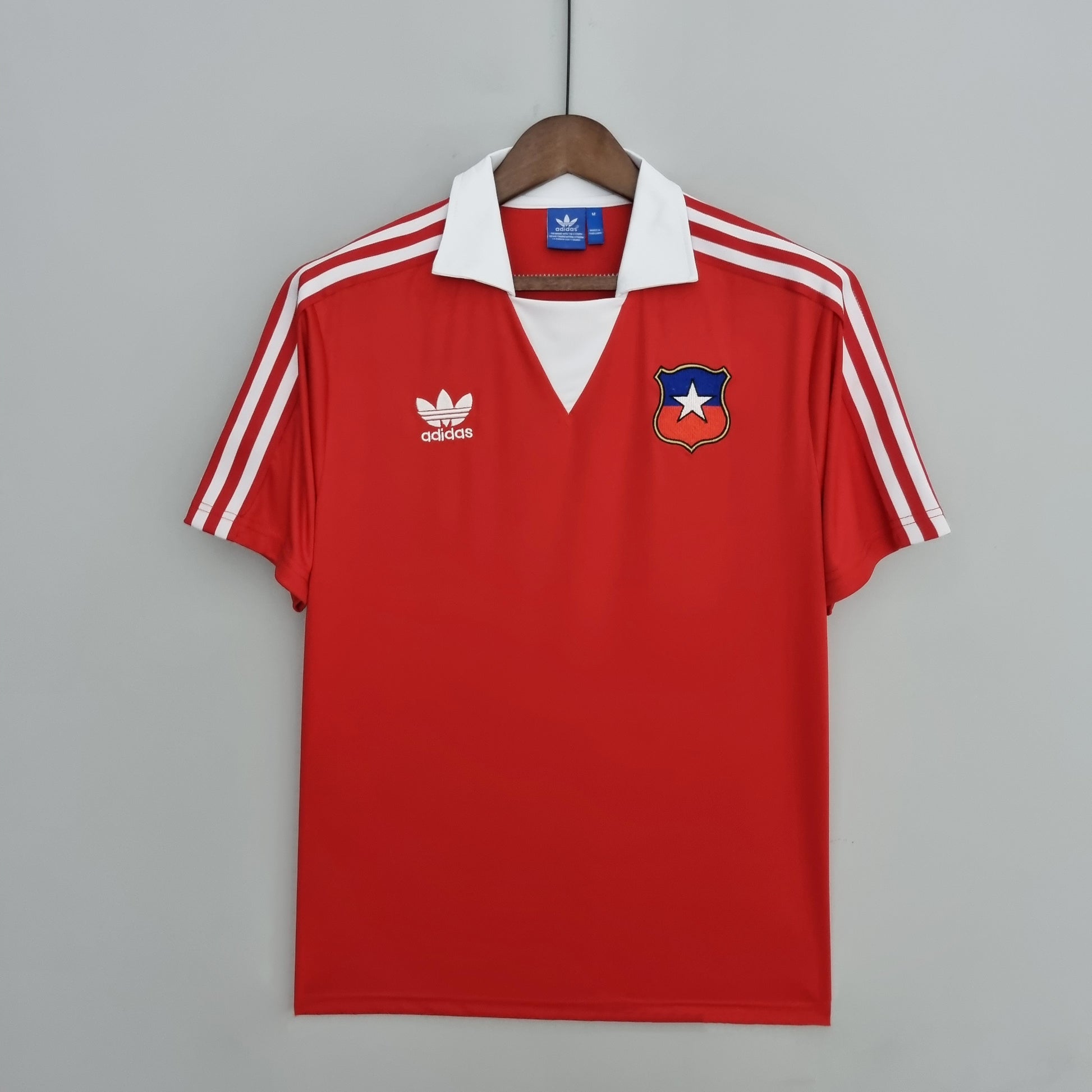 Retro chile 1982 home detail