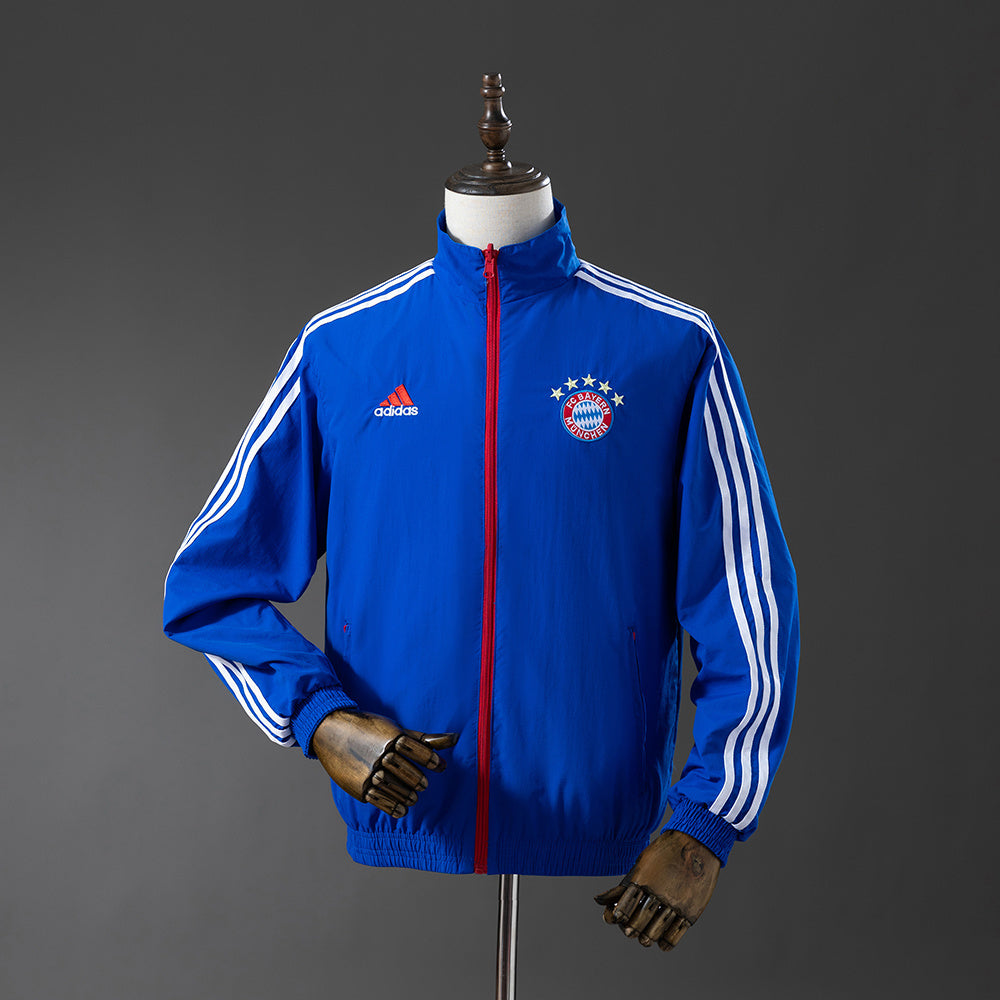 25-26 Bayern Munich Trench Coat Reversible detail