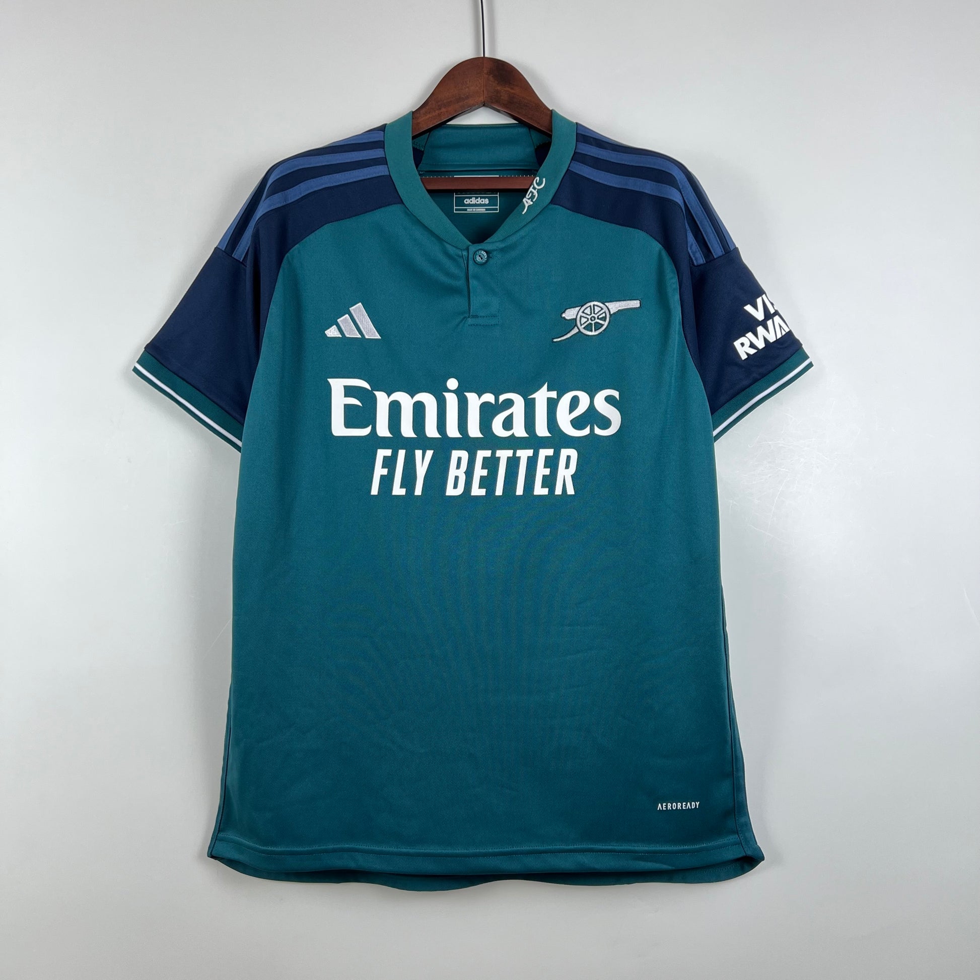 23-24 Arsenal third away