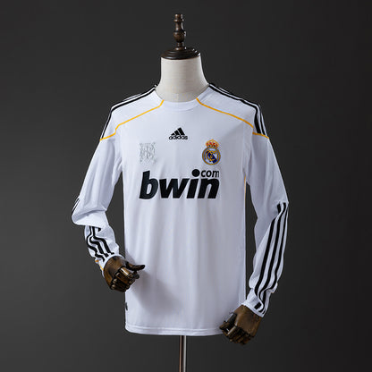 Retro Real Madrid 09-10 Long Sleeve Home detail