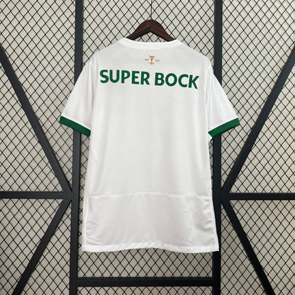 24-25 Sporting Lisbon Away detail