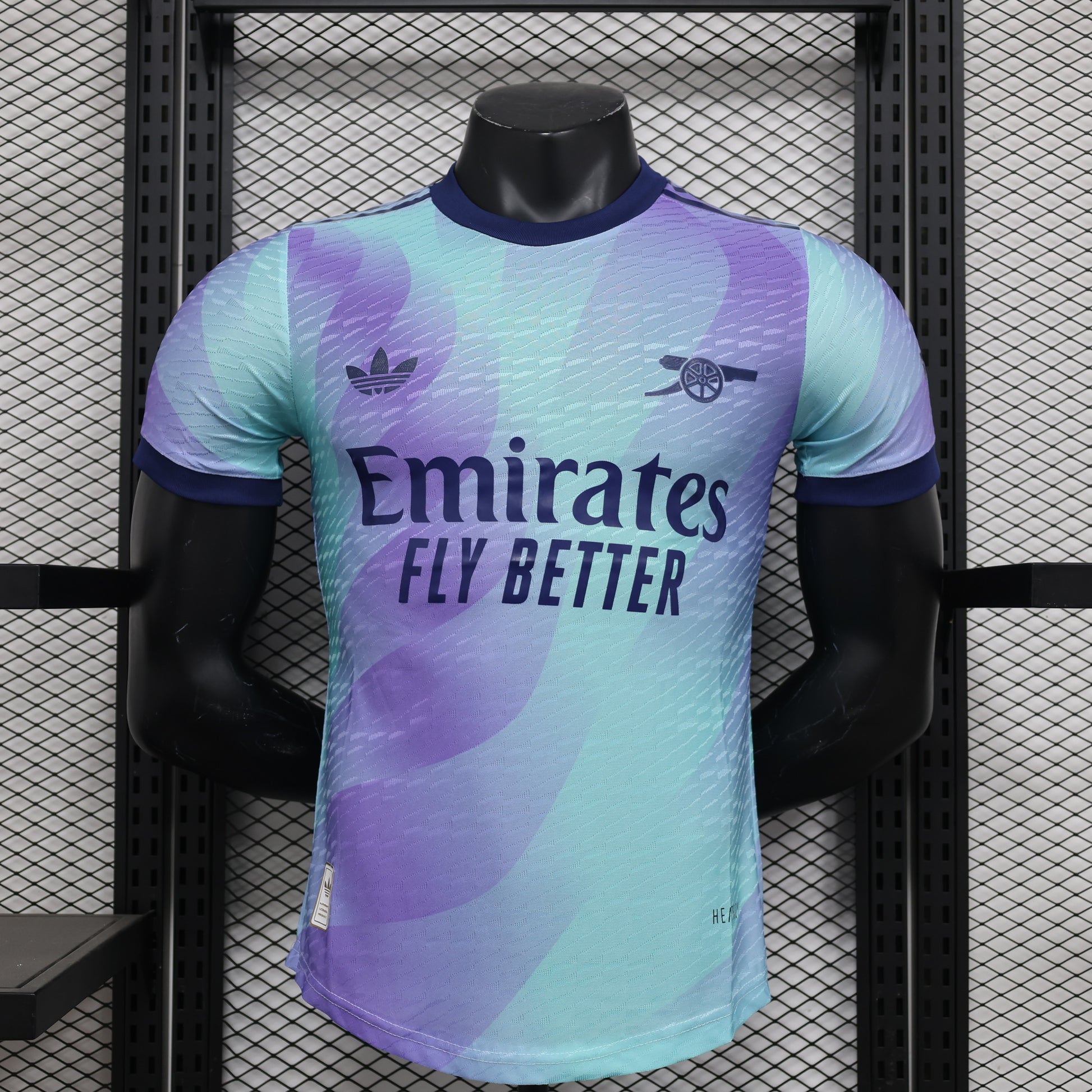 24-25 Player Arsenal Third Away detail
