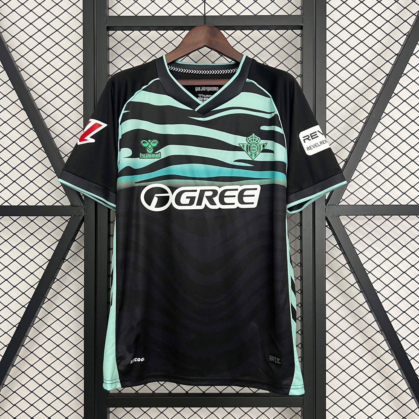 25-26 Real Betis third away