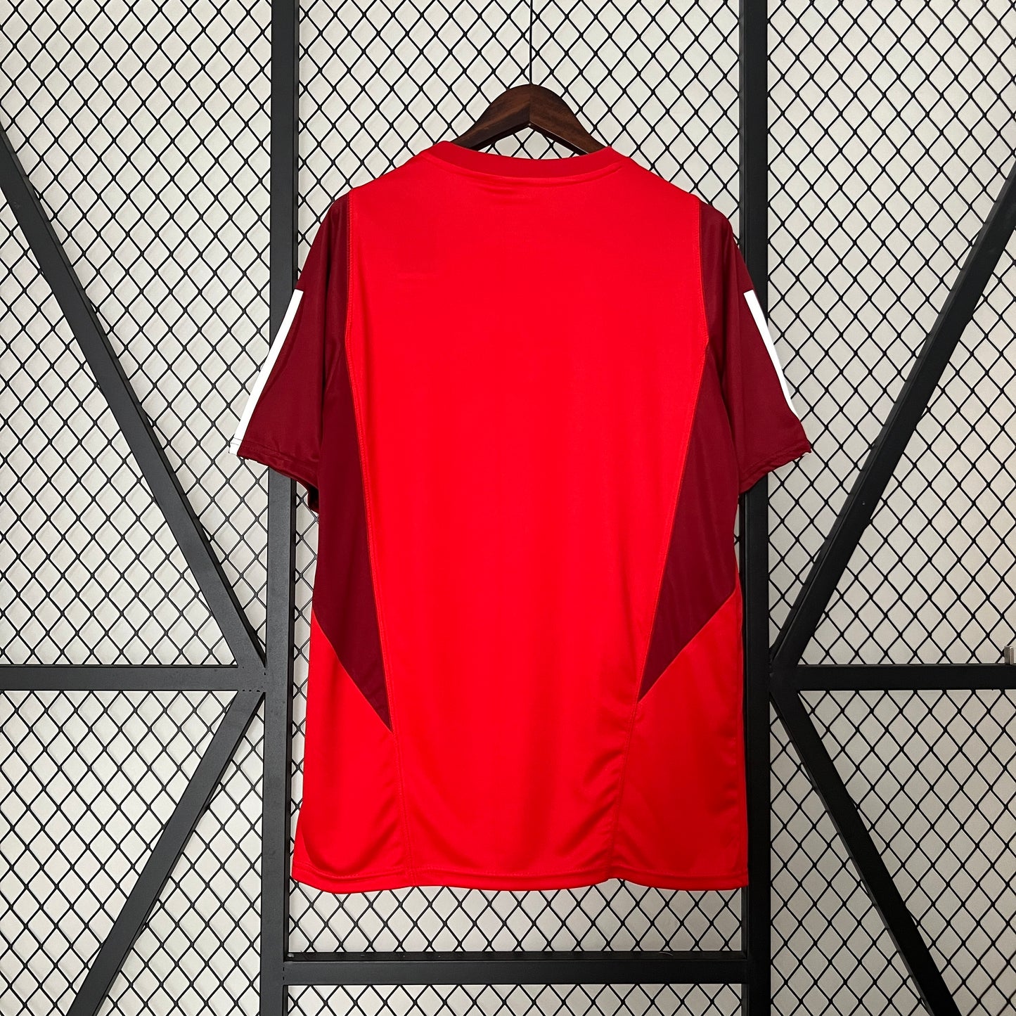 24-25 Internacional Training Wear Red detail