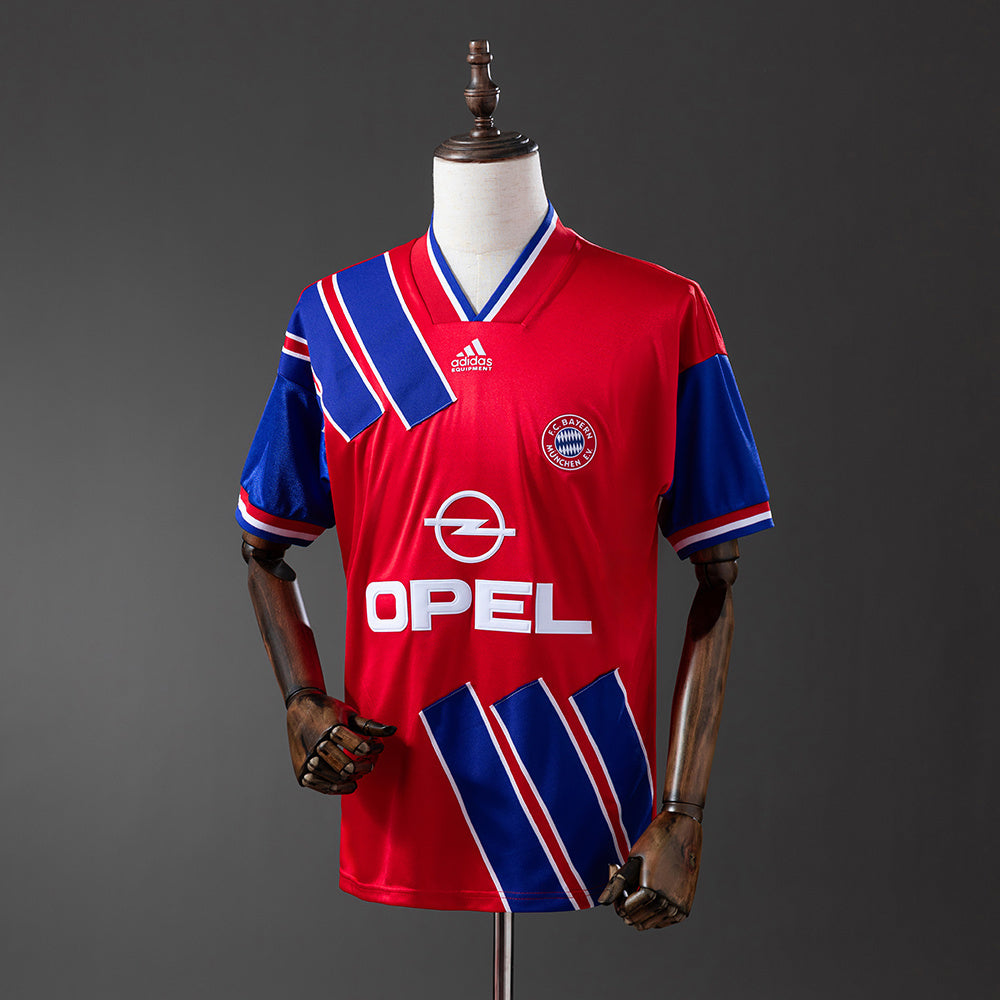 Retro Bayern Munich 93-95 Home detail